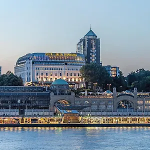 4* Отель Hafen