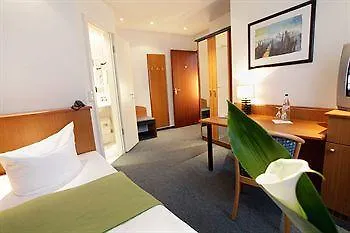 ***  Hotel Condor Hamburgo Alemanha