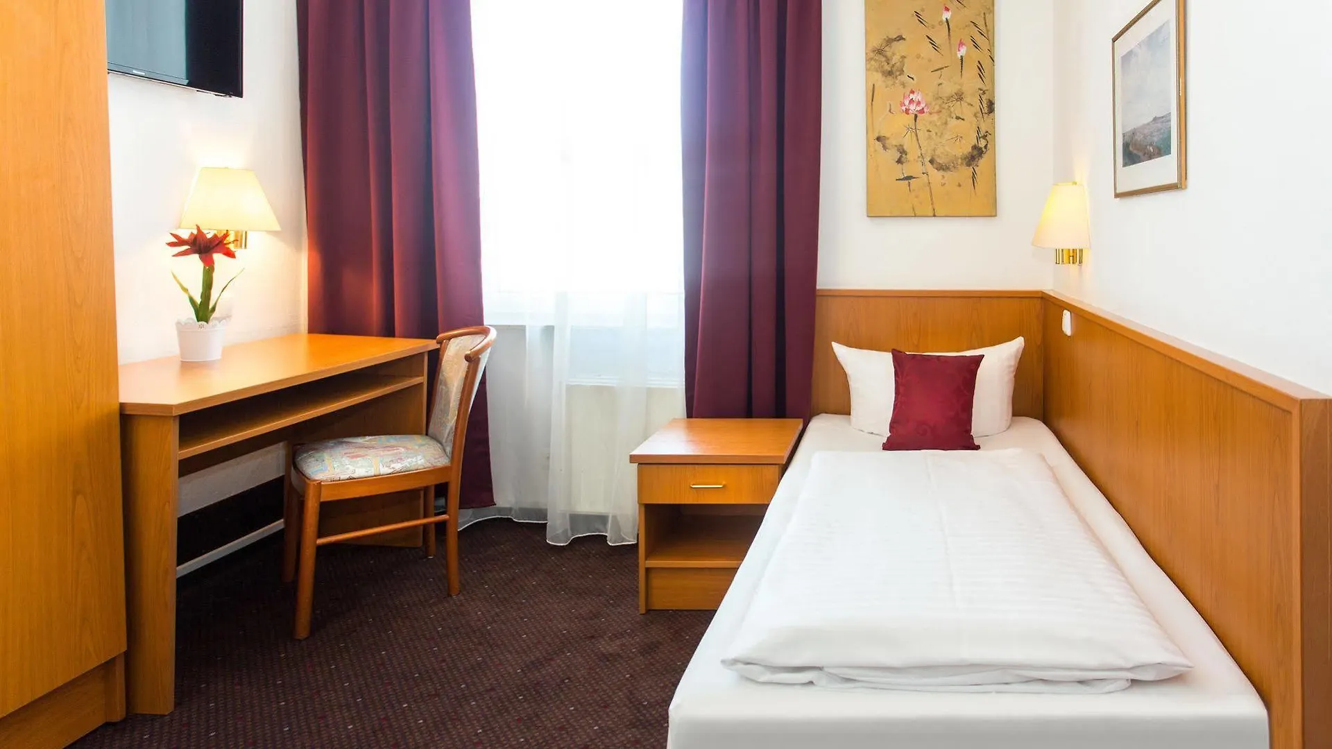 המבורג Hotel Condor